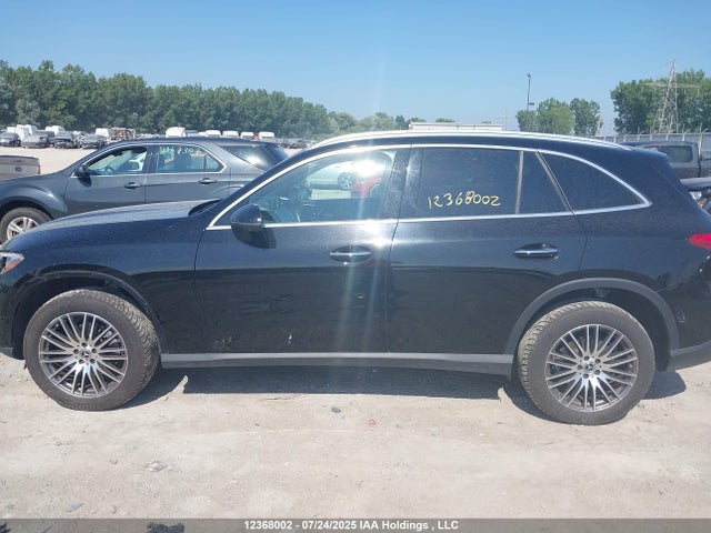 W1NKM4HB0RF129028 Mercedes-Benz m254