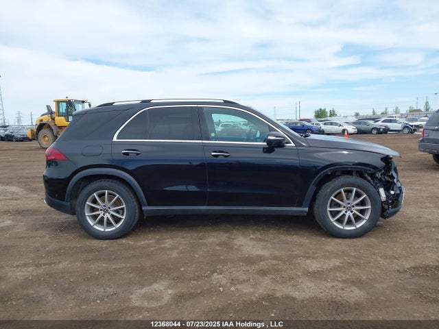 4JGFB4FE2RA999397 Mercedes-Benz m264