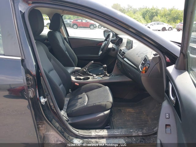 3MZBM1V7XGM291264 Mazda pe