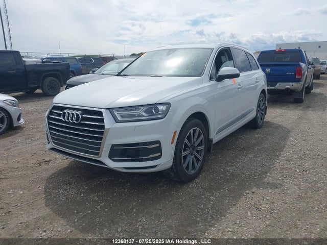 Audi Q7 2017 WA1LAAF72HD042219 Image 2
