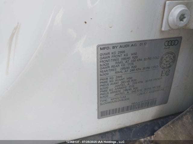 Audi Q7 2017 WA1LAAF72HD042219 Image 9