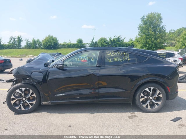 Ford Mustang Mach-E 2021 3FMTK3SU5MMA06397 Image 14