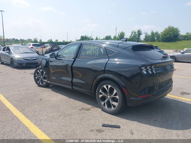 Ford Mustang Mach-E 2021 3FMTK3SU5MMA06397 Image 3