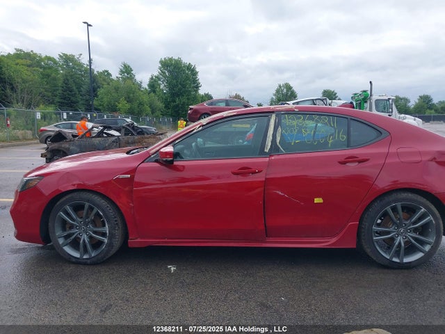 Acura j35y6 2018 19UUB3F89JA800416 Image 15