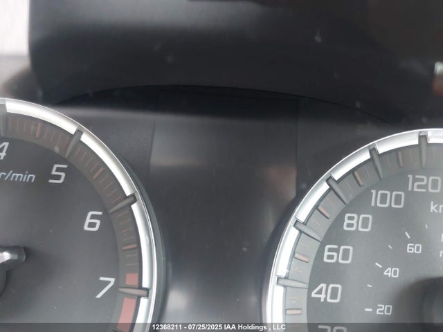 Acura j35y6 2018 19UUB3F89JA800416 Image 16