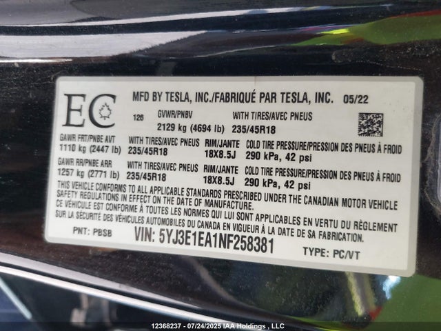5YJ3E1EA1NF258381 Tesla 2022