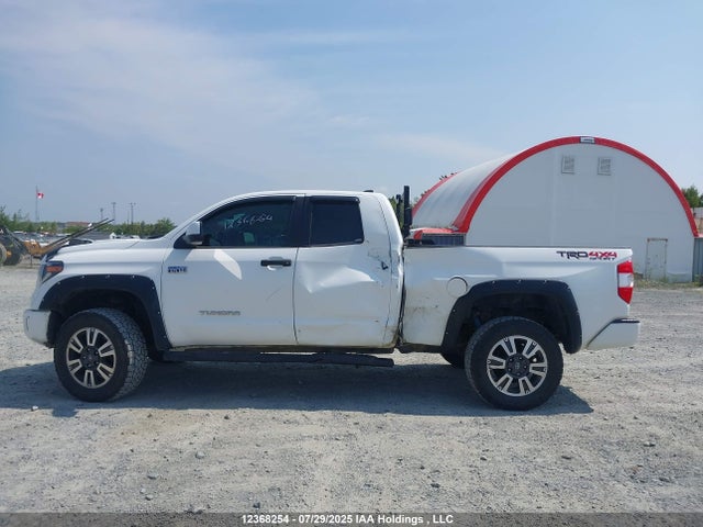 Продаж на аукціоні авто 2020 Toyota Tundra, vin: 5TFUY5F13LX900233, номер лоту: 12368254