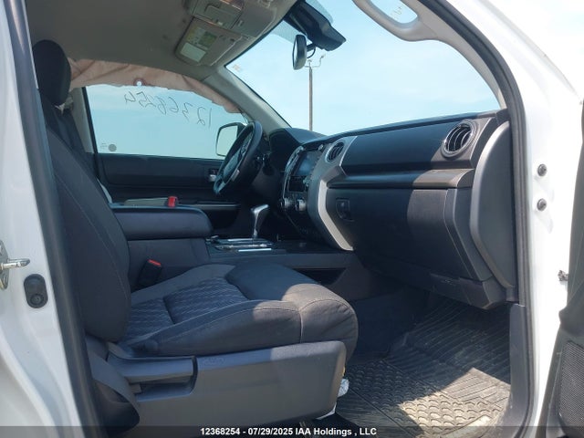 Продаж на аукціоні авто 2020 Toyota Tundra, vin: 5TFUY5F13LX900233, номер лоту: 12368254