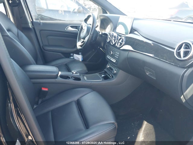 WDDMH4GB6GJ392825 Mercedes-Benz B 250 Sports Tourer