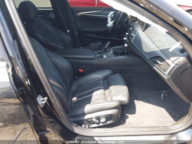 WBA13BJ06MWX08985 BMW 530I
