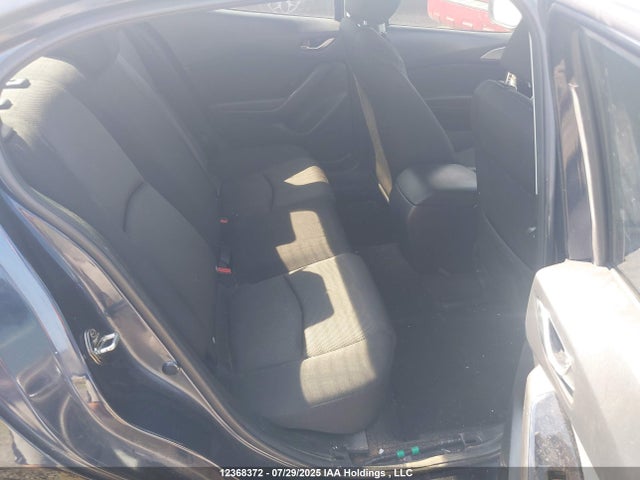 3MZBN1U79HM127990 Mazda pe