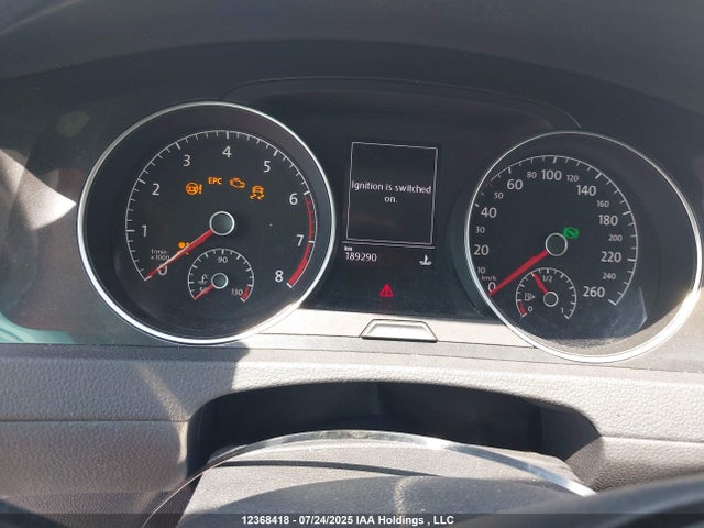 3VWG17AU5JM285652 Volkswagen Golf
