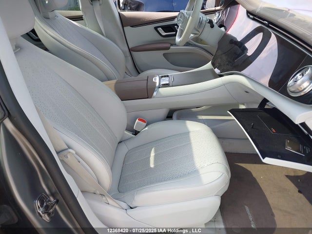 W1KCG4EB3PA031554 Mercedes-Benz ed