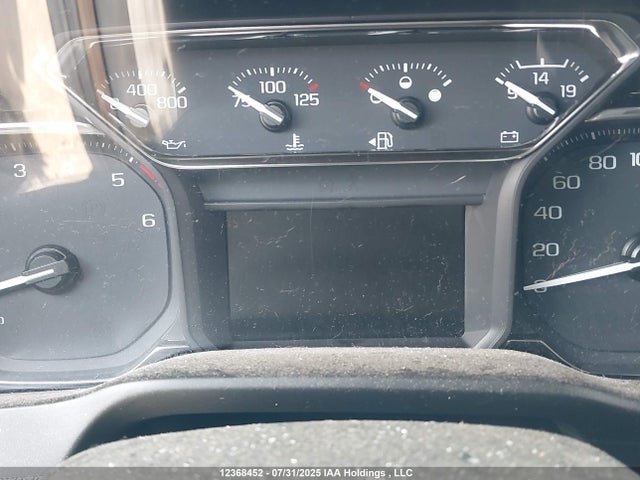 3GTU9CET2MG471435 GMC lm2