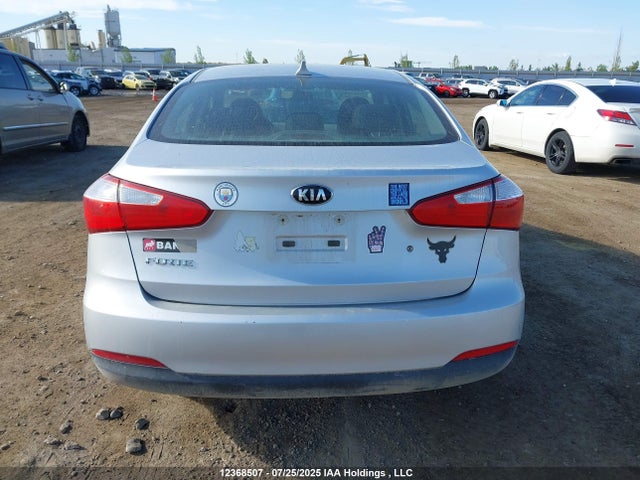 KNAFK4A63G5546123 KIA mpi nu