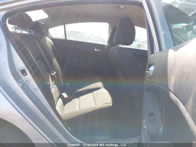 KNAFK4A63G5546123 KIA mpi nu