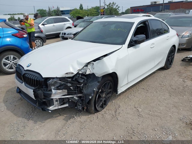 3MW5R7J04L8B30163 BMW 330I