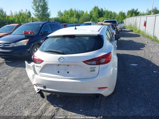 JM1BN1K74J1187314 Mazda pe