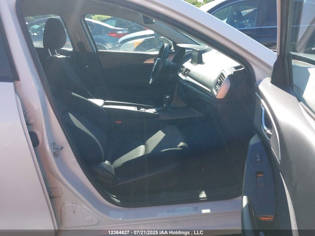 JM1BN1K74J1187314 Mazda pe