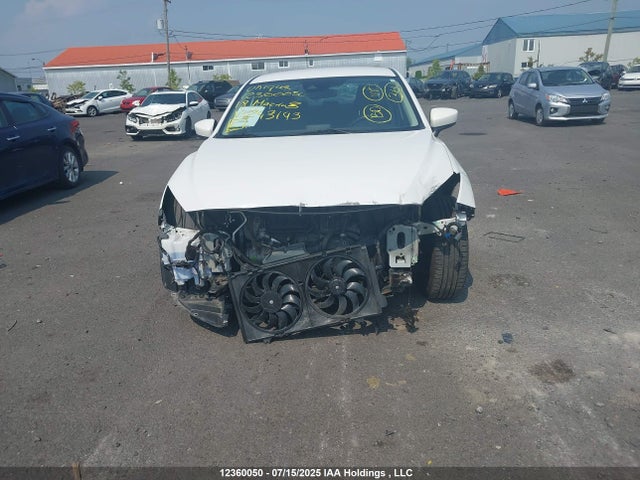 3MZBN1V75JM243143 Mazda pe