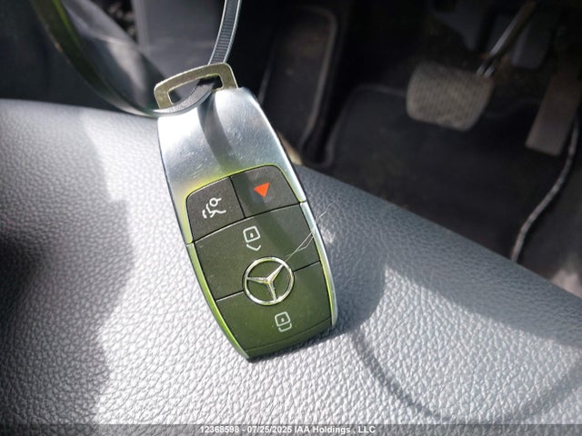 W1N4N4HB3SJ650026 Mercedes-Benz m260