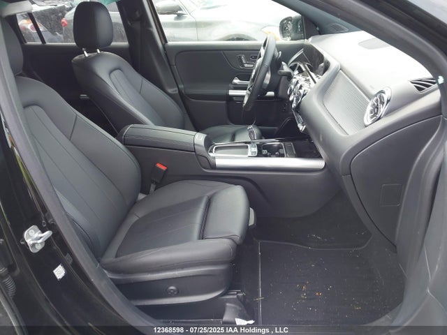 W1N4N4HB3SJ650026 Mercedes-Benz m260