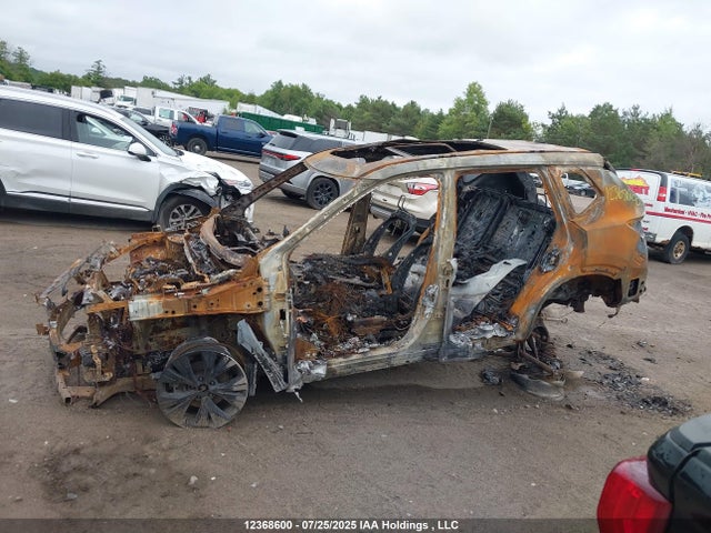 JN8BT3BB8PW198998 Nissan Rogue