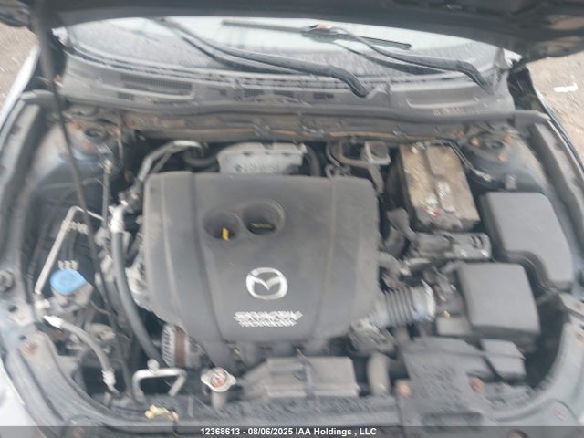 JM1BN1V78J1168048 Mazda pe