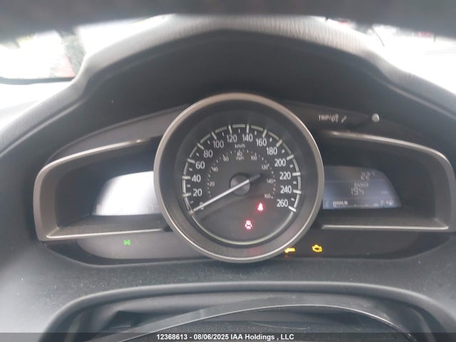 JM1BN1V78J1168048 Mazda pe