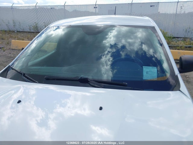 1C4PJMAS7FW562938 Jeep Cherokee