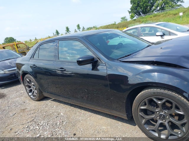 2C3CCABG5GH357737 Chrysler 300