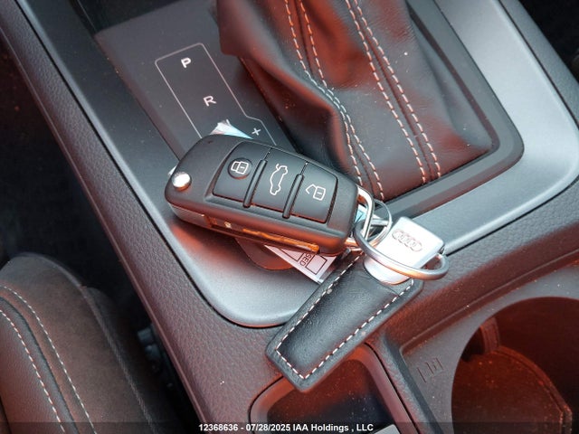 WA1EECF36N1032053 Audi Q3