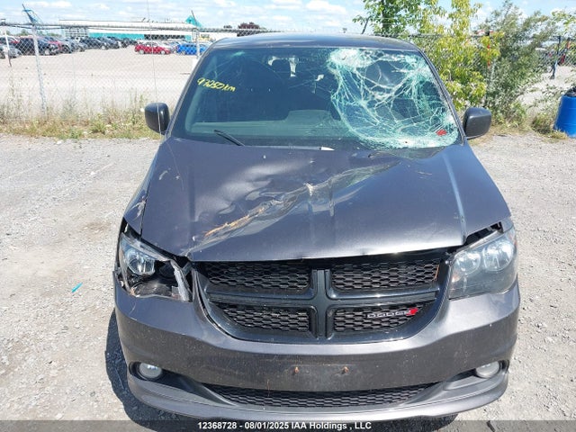 2C4RDGBG4JR286621 Dodge Grand Caravan