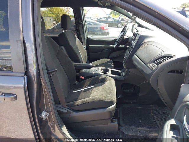 2C4RDGBG4JR286621 Dodge Grand Caravan