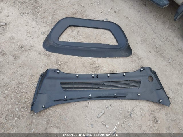 5YJ3E1EA7LF718897 Tesla MODEL 3