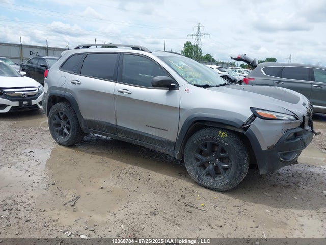 1C4PJMBS1GW180405 Jeep 2016
