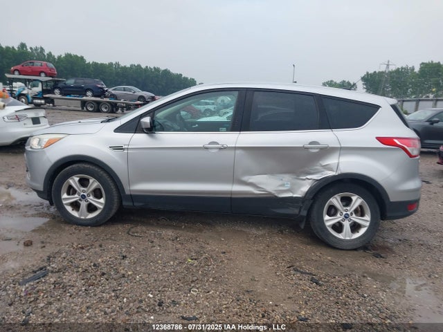 1FMCU0GX2EUD20016 Ford 2014