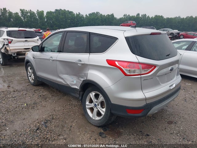 1FMCU0GX2EUD20016 Ford 2014