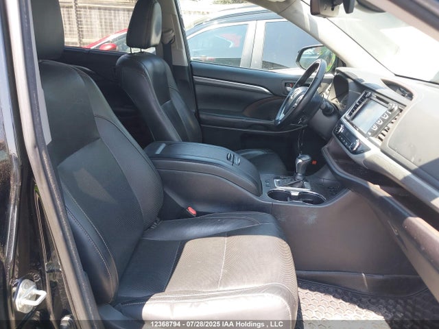 2018 Toyota Highlander Hybrid Ltd Platinum მანქანა იყიდება აუქციონზე, vin: 5TDDGRFH2JS044899, აუქციონის ნომერი: 12368794