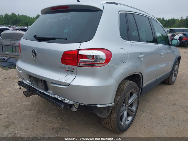 WVGLV7AX7HK041689 Volkswagen 2017