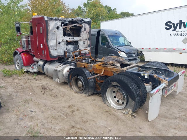 1XPTD40X9JD476634 Peterbilt Isx