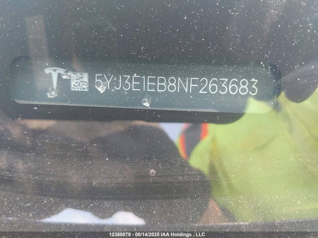 5YJ3E1EB8NF263683 Tesla MODEL 3