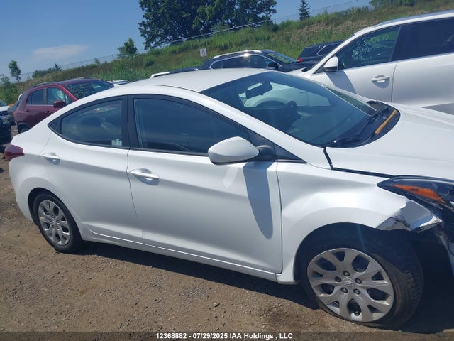 Hyundai dohc mpi nu 2016 5NPDH4AEXGH716638 Image 13