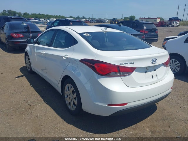 Hyundai dohc mpi nu 2016 5NPDH4AEXGH716638 Image 3