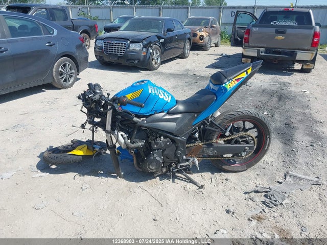 MH3RH06N9GK003269 Yamaha 2016