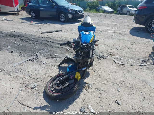 MH3RH06N9GK003269 Yamaha 2016
