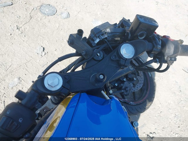 MH3RH06N9GK003269 Yamaha 2016