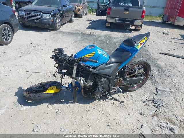 MH3RH06N9GK003269 Yamaha 2016