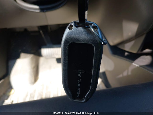 5YJSA1E28JF294109 Tesla 2018