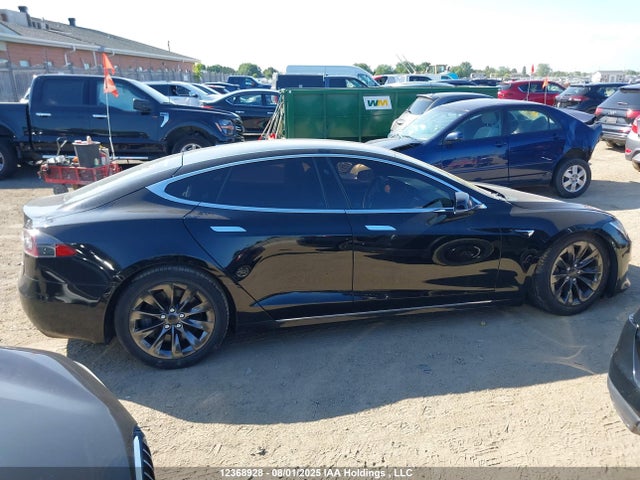 5YJSA1E28JF294109 Tesla 2018